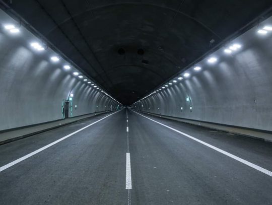 Odcinkowy pomiar prędkości w tunelu na zakopiance zbiera żniwa