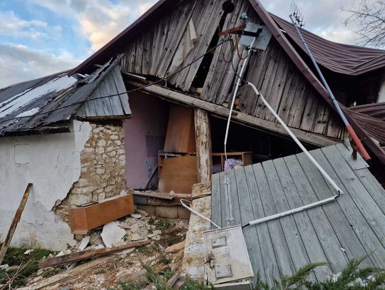 Ogromny wybuch gazu w powiecie miechowskim. 80-latka w szpitalu