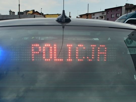 Na zdjęciu nieoznakowany radiowóz Policji