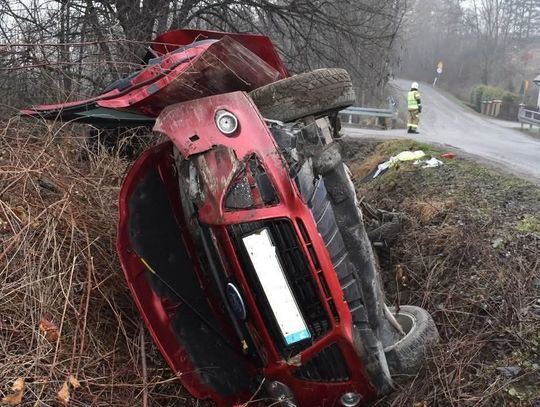 Pijany 19-latek w areszcie po dramacie w Skrzydlnej. Trwa walka o życie nastolatka [FOTO]
