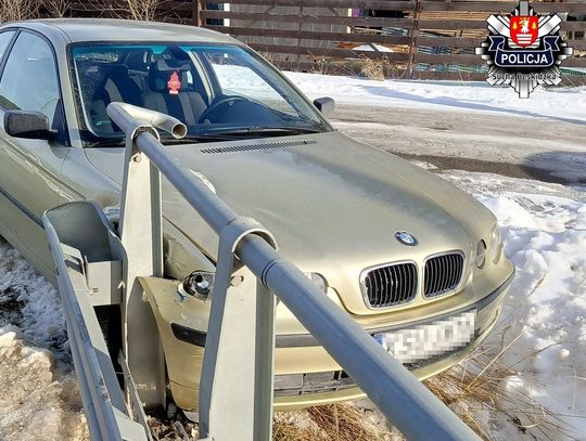 Pijany kierowca BMW uderzył w barierki mostu na terenie Bystrej Podhalańskiej