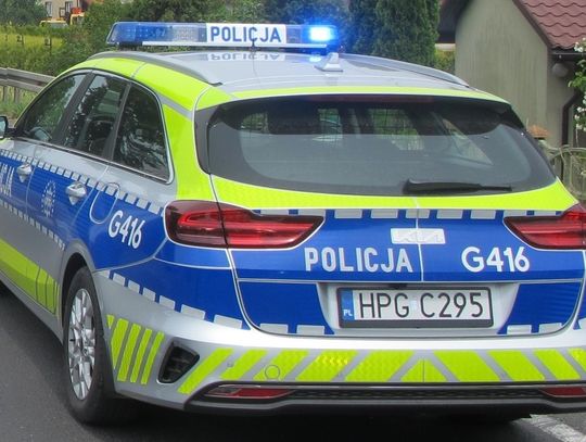 Dzielnicowi z Komisariatu Policji w Kętach zatrzymali 39-letniego mieszkańca powiatu wadowickiego, który prowadził samochód będąc pod wpływem alkoholu