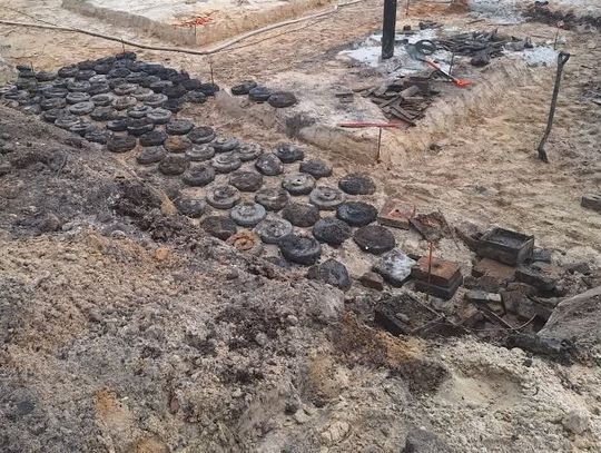 Materiały wybuchowe, budowa w Krakowie, ul łojasiewicza, ul łojasiewicza w Krakowie, saperzy, policja, komenda miejska policji w Krakowie