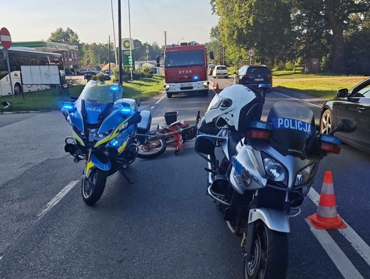 Pościg ulicami Zatora za 16-letnim motocyklistą zakończył się kolizją z policyjnym jednośladem