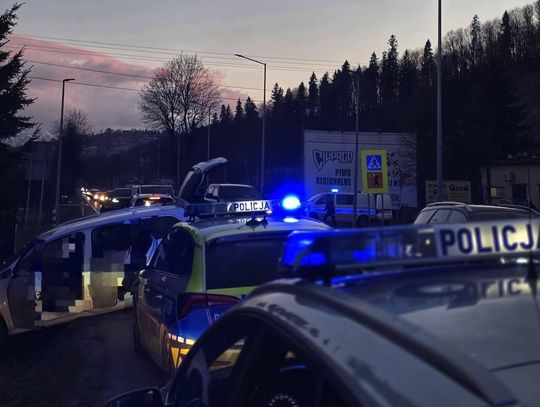 Biały Dunajec, pościg w Białym Dunajcu, na sygnale, akcja policji, pościg za poszukiwanym, powiat tatrzański
