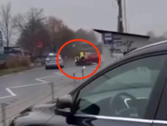 Pościg, Kraków, pościg w Krakowie, 19-latek uciekał przed policją, zatrzymanie 19-latka, policja, akcja policji, na sygnale