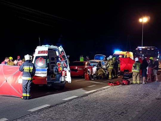 Na zdjęciu miejsce wypadku na drodze wojewódzkiej w Chochołowie