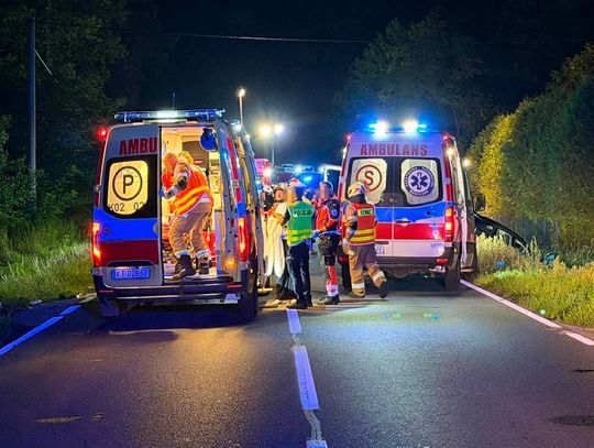 Poważny karambol w Lisiej Górze. Cztery osoby ranne, śmigłowiec LPR w akcji