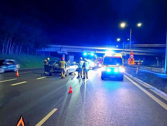 Wypadek na A4, zderzenie samochodów pod Krakowem, Kraków, Balice, autostrada A4, poszkodowana kobieta w ciąży, kobieta w ciąży ranna w wypadku na A4
