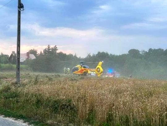 Poważny wypadek podczas prac polowych w Iwanowicach Dworskich. LPR w akcji
