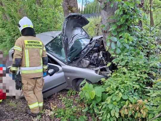 Lusina wypadek, wypadek Lusina 2025, wypadek drogowy Lusina, dwie osoby poszkodowane Lusina, wypadek samochodu Lusina