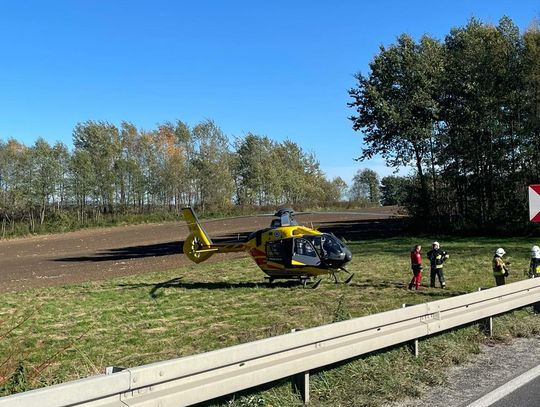 Malec, powiat oświęcimski, wypadek rowerzystki, rowerzystka w ciężkim stanie w szpitalu, śmigłowiec LPR, lotnicze pogotowie ratunkowe