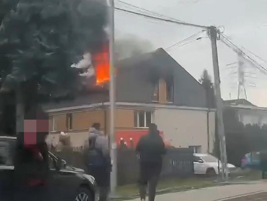 Kraków, ulica Klasztorna, Nowa Huta, pożar w Nowej Hucie, na sygnale, akcja gaśnicza, akcja służb