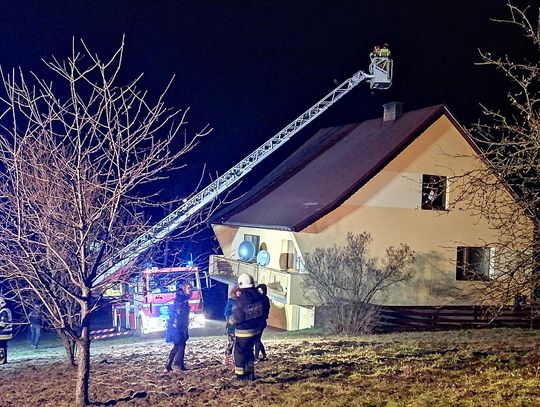 Pożar sadz w kominie na terenie gminy Lanckorona (GALERIA)