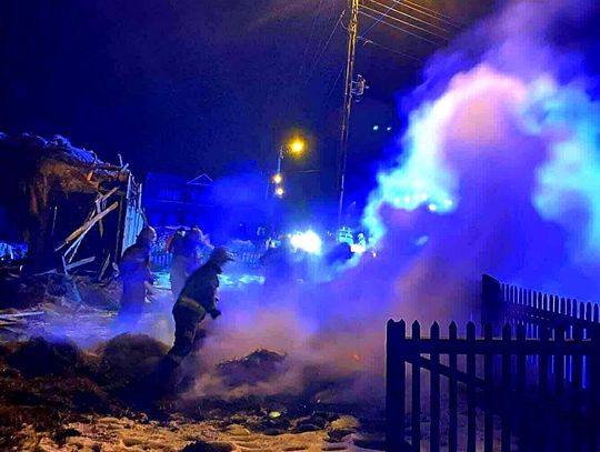 Pieniążkowice, powiat nowotarski, gmina Czarny Dunajec, pożar siana, straż pożarna, strażacy, zastępy straży pożarnej