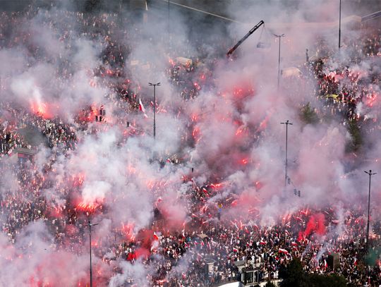 W Godzinę "W" jak co roku Warszawa zamarła, aby oddać hołd Powstańcom Warszawskim