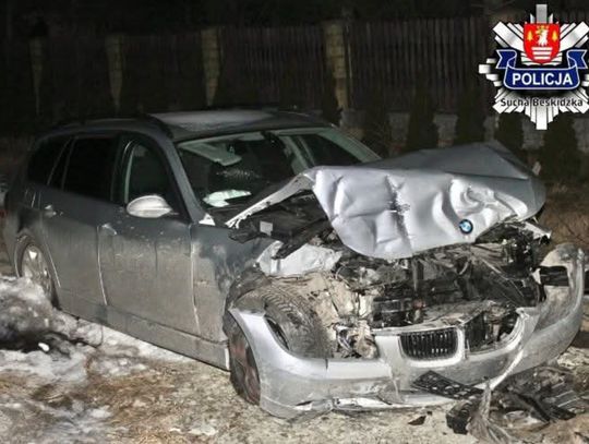 Rajd 20-latki zakończony na betonowym płocie w Toporzysku. Miała ponad 3,4 promila Toporzysko, powiat suski, Jordanów, policja, na sygnale, pijana kobieta, kobieta z 3,4 promila alkoholu