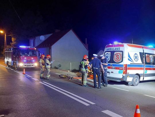 Ranny rowerzysta leżał na drodze w Nowym Brzesku. Trafił do szpitala