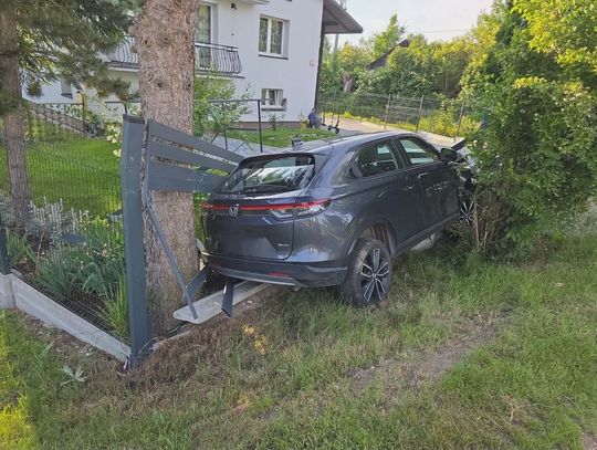 gmina Iwanowice, powiat krakowski, na sygnale, wypadek drogowy, wypadek samochodowy, na sygnale, akcja ratunkowa, pomoc drogowa