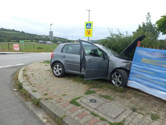 Do dwóch wypadków podczas których samochody wypadły z drogi doszło w ostatnich dniach na Sądecczyźnie