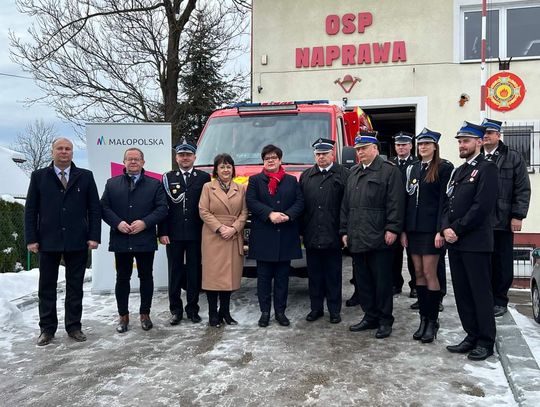 Strażacy - ochotnicy z Naprawy mają nowy wóz strażacki (ZDJĘCIA)