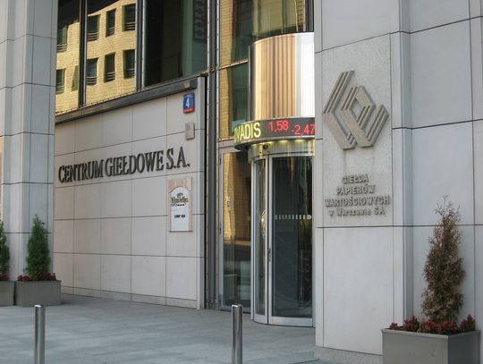 Szok na GPW po wyborach prezydenckich 2025! Inwestorzy w panice, państwowe spółki tracą miliony Budynek Giełdy Papierów Wartościowych w Warszawie