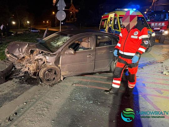 Szynwałd, powiat tarnowski, wypadek samochodowy, pijany kierowca, na sygnale, akcja ratunkowa, akcja ratownicza
