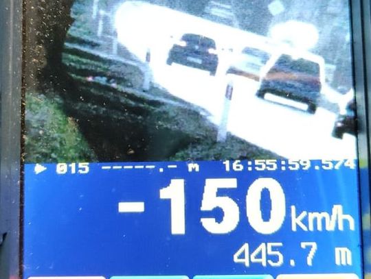 Tarnów. Pędził 150 km/h w obszarze zabudowanym i stracił prawo jazdy