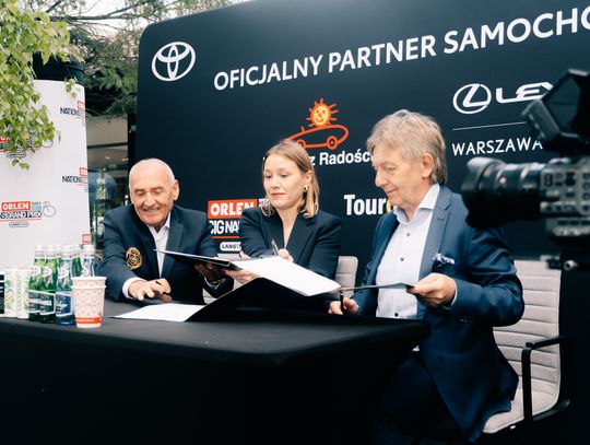 Toyota Central Europe, Toyota Radość oraz Lexus Warszawa Radość Oficjalnymi Partnerami Lang Team.