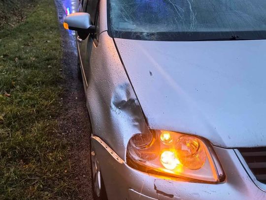 Tragiczny poranek w Jodłówce Tuchowskiej. Śmiertelne potrącenie 16-latki Jodłówka Tuchowska, powiat tarnowski, śmiertelny wypadek, śmierć 16-latki, tragedia na drodze