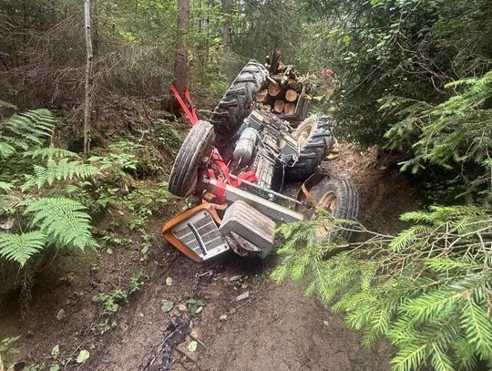 Tragiczny wypadek w Białce Tatrzańskiej. Mężczyzna zginął podczas transportu drewna