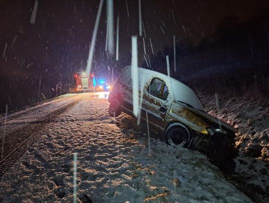 Tragiczny wypadek w Leńczach. Nie żyje 26-letnia kobieta [FOTO]