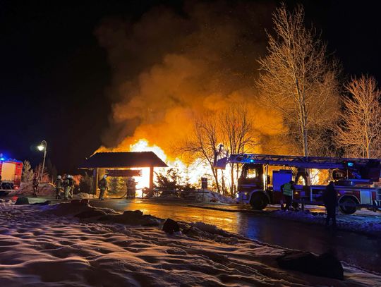 Targanice, powiat wadowicki, na sygnale, akcja gaśnicza, straż pożarna, strażacy, pożar restauracji w Targanicach
