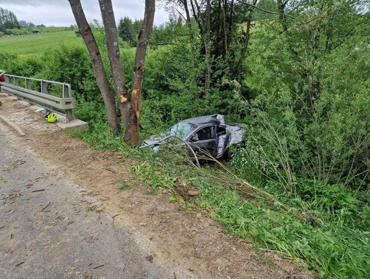 Trybsz, powiat nowotarski, wypadek drogowy, wypadek samochodowy, na sygnale, akcja ratunkowa, wypadek