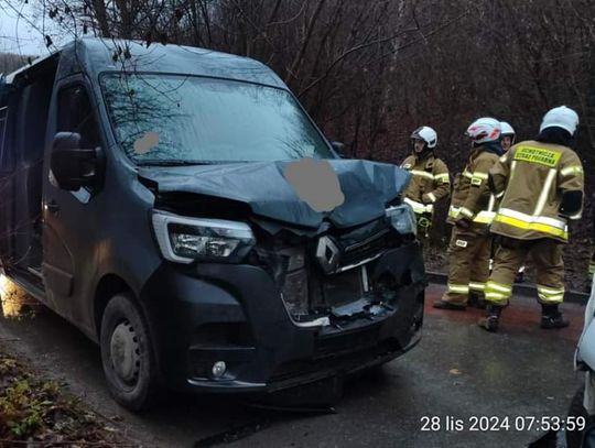 Trzy samochody zderzyły się na ulicy Jurajskiej w Woli Kalinowskiej [FOTO]