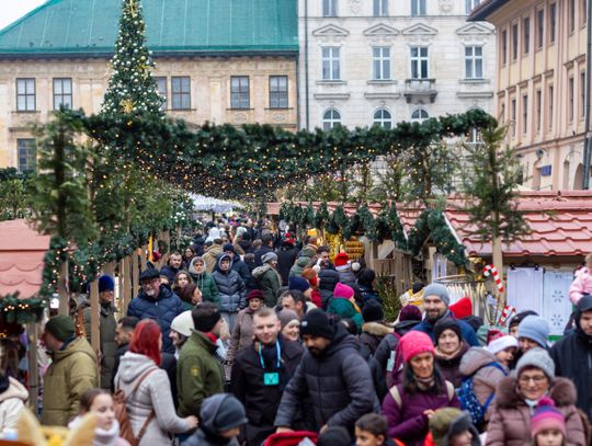 Kraków, Mały Rynek, jarmark bożonarodzeniowy, rzemieślnicy, rękodzieło, magistrat, uderzenie w rzemieślników