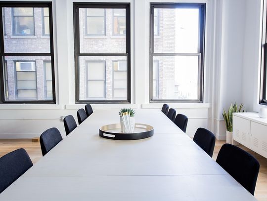 Weli Meble - nowoczesne i klasyczne krzesła w spójnej aranżacji wnętrz