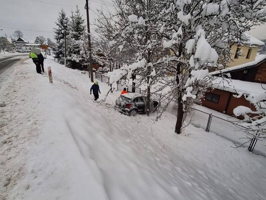 Rabka-Zdrój, Podhale, wypadek drogowy, kolizja drogowa, na sygnale, akcja ratunkowa