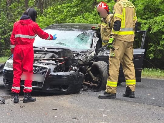 wypadek Klucze Jaroszowiec, zderzenie Klucze Jaroszowiec, kolizja Klucze Jaroszowiec, droga zablokowana Klucze Jaroszowiec, wypadek samochodu osobowego dostawczego