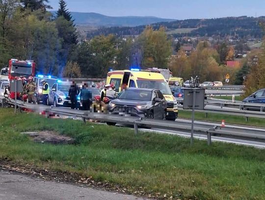 Wypadek na Zakopiance w Chabówce. Motocyklista trafił do szpitala [ZDJĘCIA]