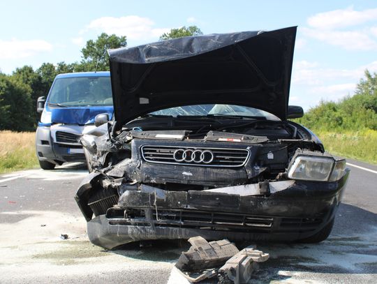 Na zdjęciu samochód marki Audi, uszkodzony po wypadku w Babicach