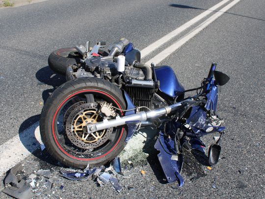 wypadek Rajsko, wypadek motocykl, zderzenie samochód motocykl, DW933, niebezpieczne wyprzedzanie