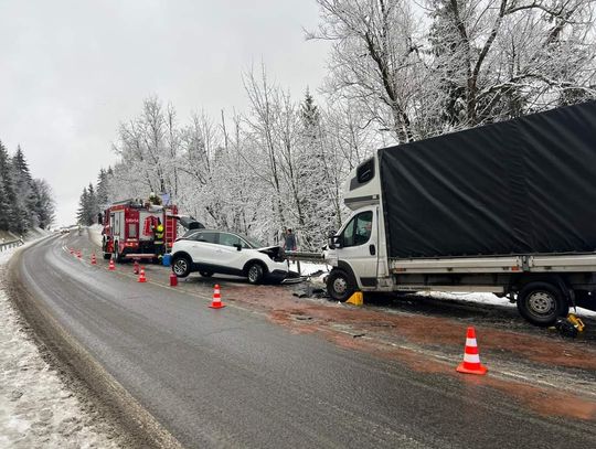 Wypadek w zimowych warunkach na terenie Białki Tatrzańskiej. Dwie osoby ranne [FOTO]