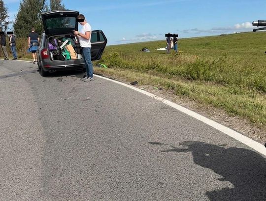 Zderzenie auta z motocyklem. Groźny wypadek między Czarnym Dunajcem a Miętustwem