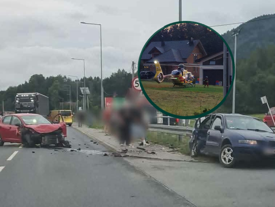 Zderzenie dwóch aut w Lubniu. LPR zabrał rannego, osoba zbiegła z miejsca wypadku
