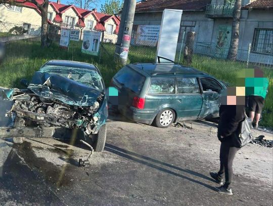 Zderzenie dwóch samochodów osobowych w powiecie proszowickim