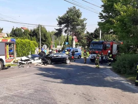 W piątkowe przedpołudnie 30 sierpnia na terenie miejscowości Rzozów doszło do zderzenia dwóch samochodów osobowych