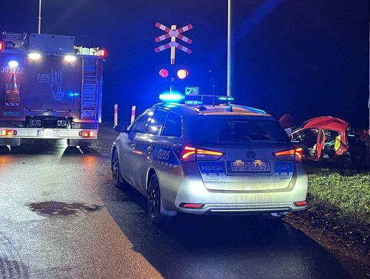 Mydlniki, zderzenie samochodu z pociągiem ska, wypadek w Krakowie, ulica Zygmunta Starego w Mydlnikach