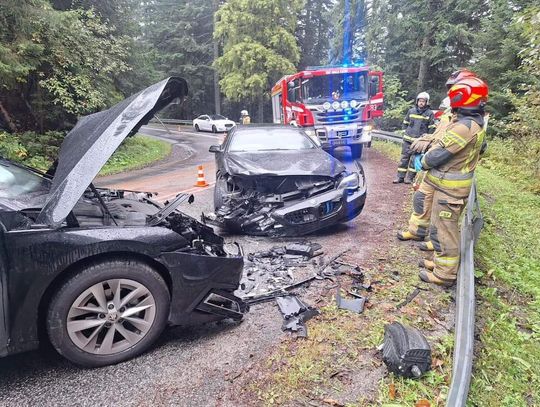 Zderzenie samochodów w Małem Cichem. Jedna osoba poszkodowana