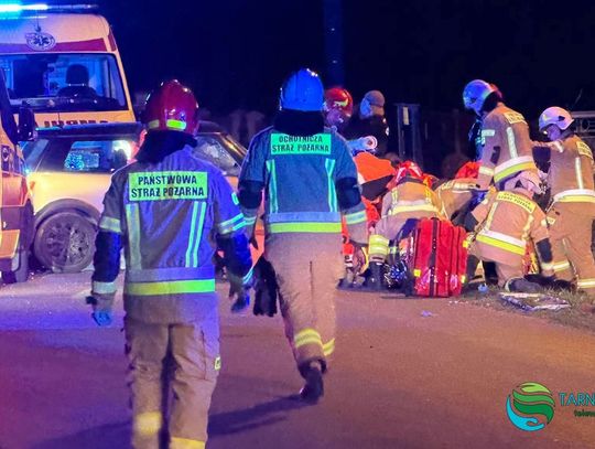 Zderzenie samochodu z motocyklem w Koszycach Małych. Motocyklista ranny [FOTO]
